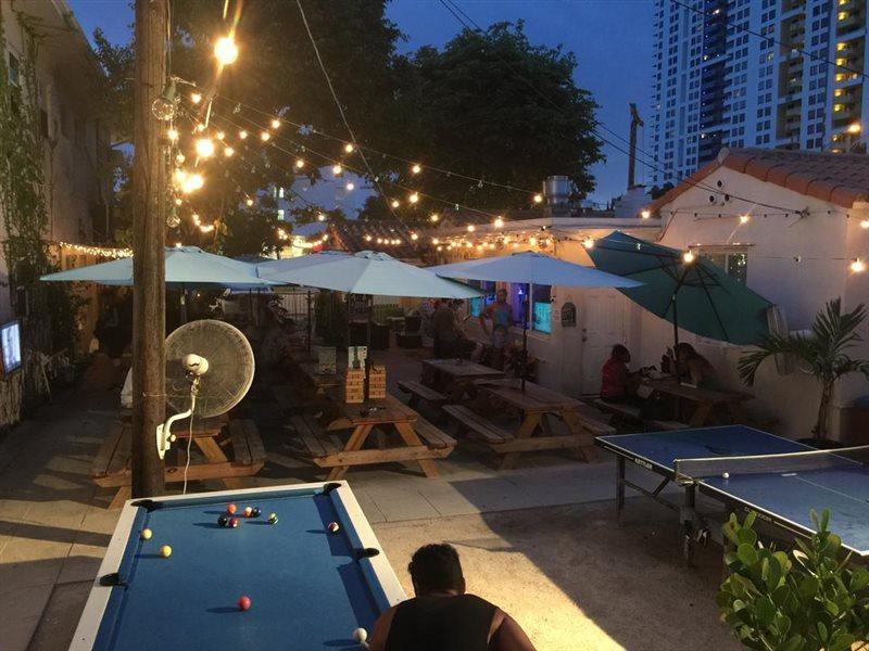 Bikini Hostel, Cafe & Beer Garden (Adults Only) Miami Beach Exterior foto