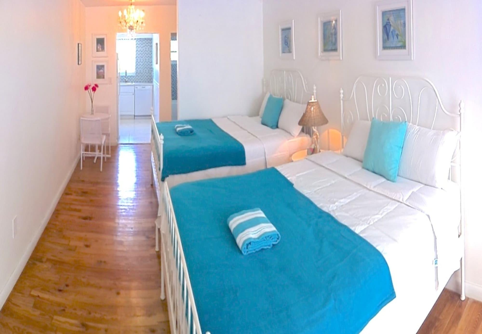 Bikini Hostel, Cafe & Beer Garden (Adults Only) Miami Beach Exterior foto