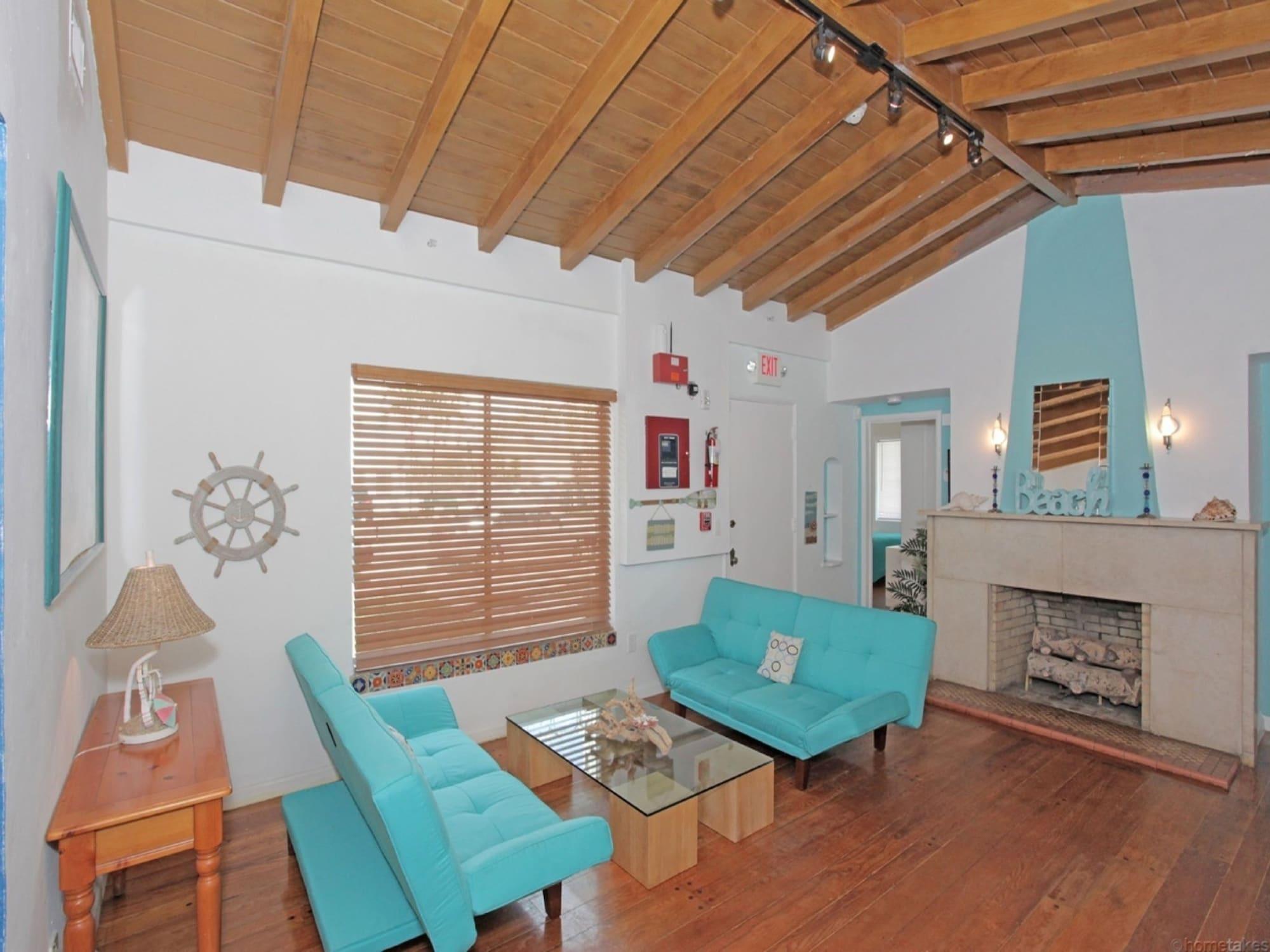 Bikini Hostel, Cafe & Beer Garden (Adults Only) Miami Beach Exterior foto