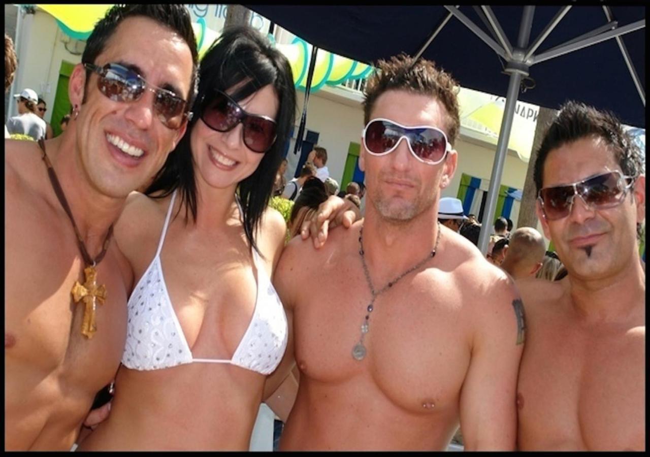 Bikini Hostel, Cafe & Beer Garden (Adults Only) Miami Beach Exterior foto